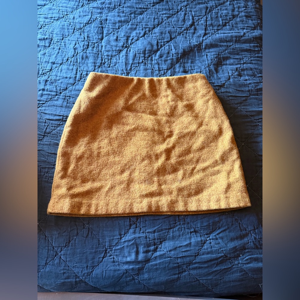 UNIQLO Wool Blend Mini Skirt in Mustard Women’s 12 (L) NWOT Fall Winter Warm
